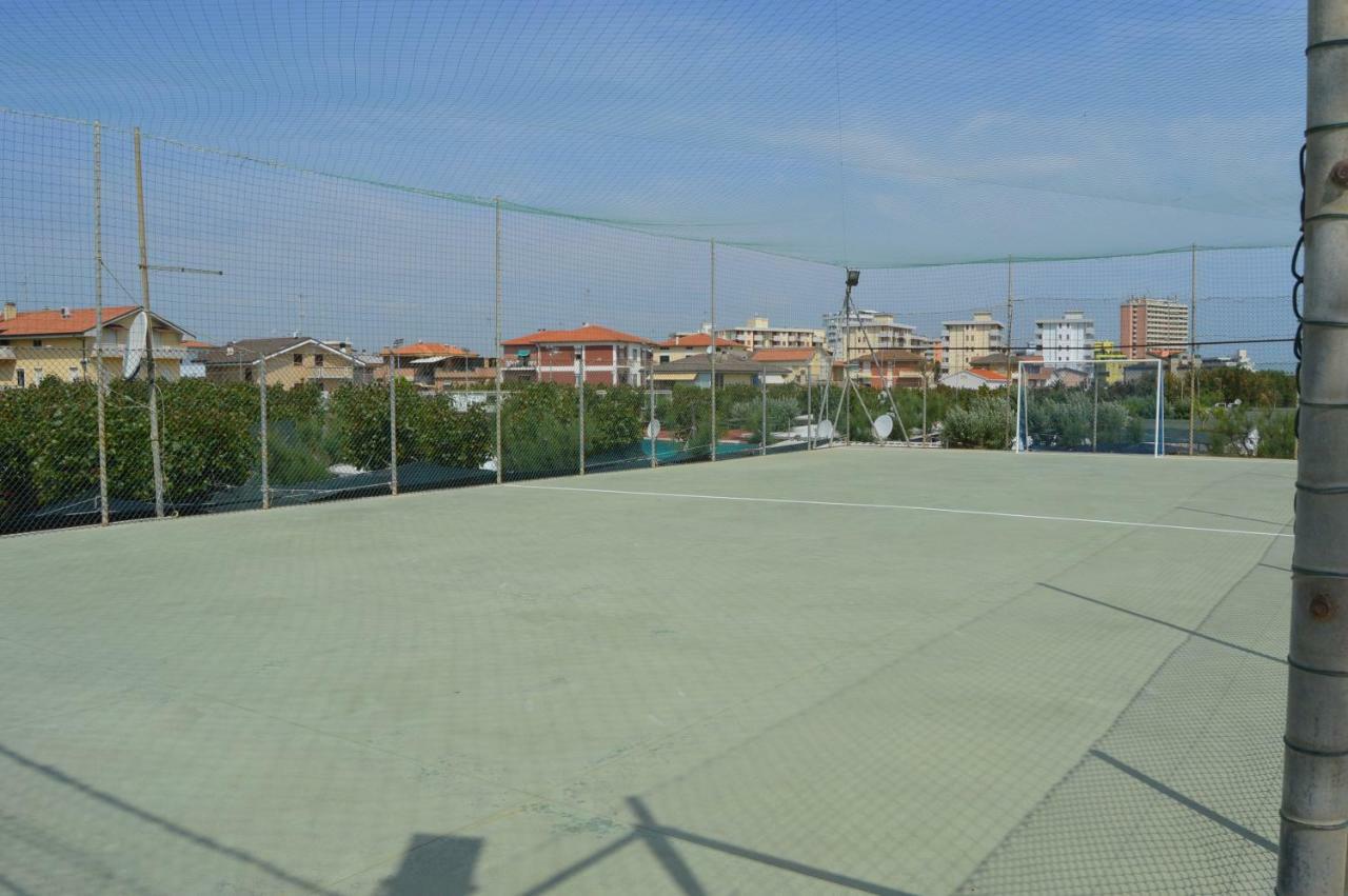 Camping Tre Archi Lido di Fermo Bagian luar foto