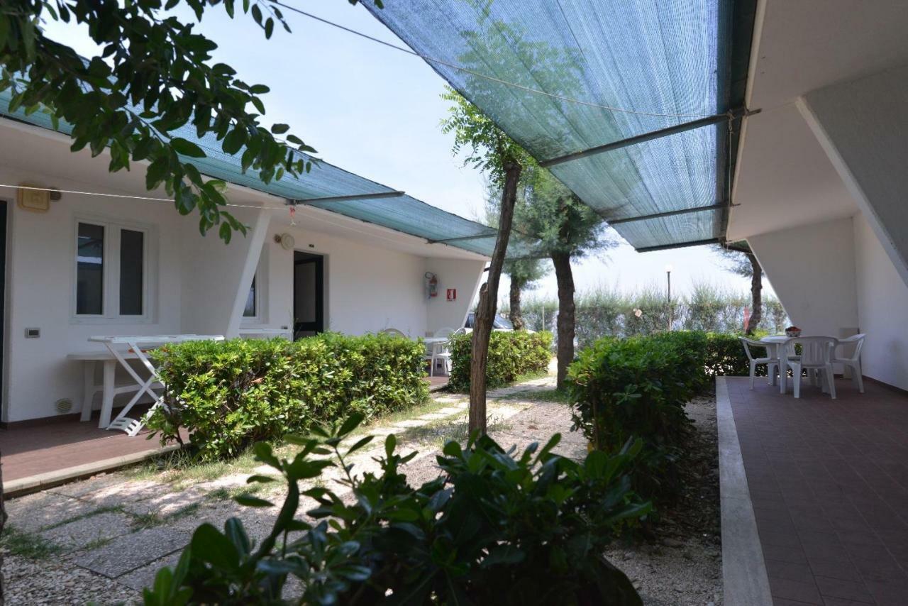 Camping Tre Archi Lido di Fermo Bagian luar foto
