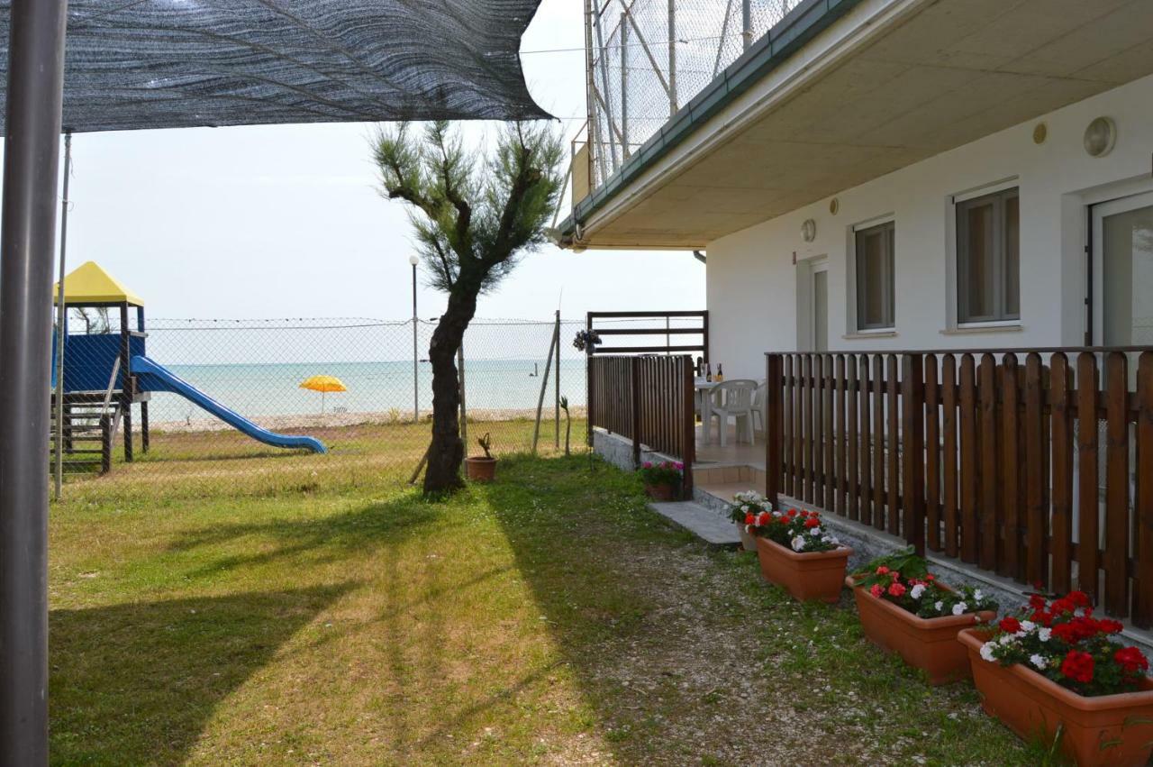 Camping Tre Archi Lido di Fermo Bagian luar foto